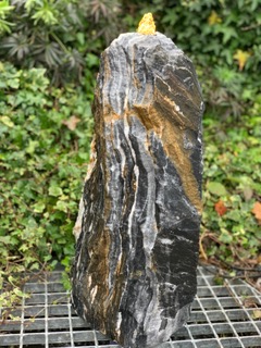 Black Angel Monolith Extra Large (105x35x35) Solar Water Feature - Image 5