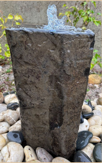 Natural Basalt Column (40x25x25)