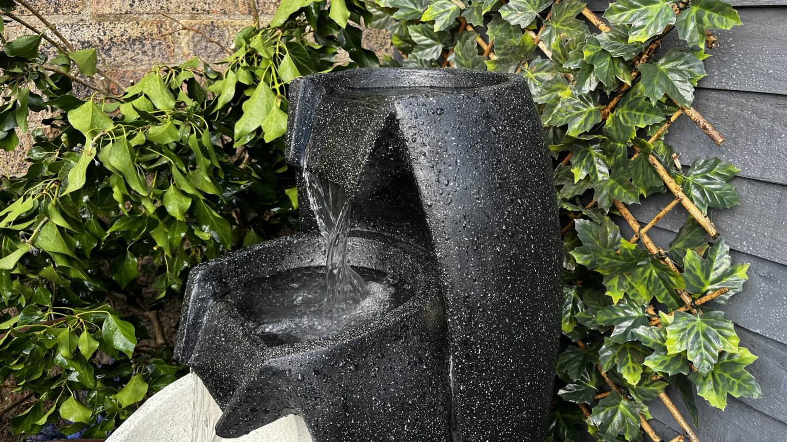 3 Flowing Vases Contemporary Solar Water Feature - Image 5
